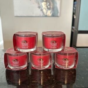 NEW Yankee Candle Sparkling Winterberry Mini Candles Lot of 5 count votive